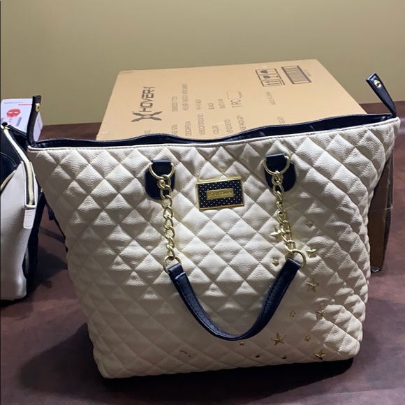 Betsey Johnson Purse - Picture 2 of 8